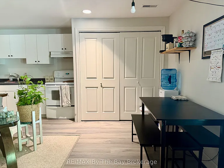 24 Bridlewood Cres — Photo 6