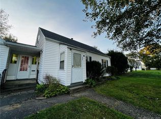 229 Hooker Rd, Bridgeport, CT 06610