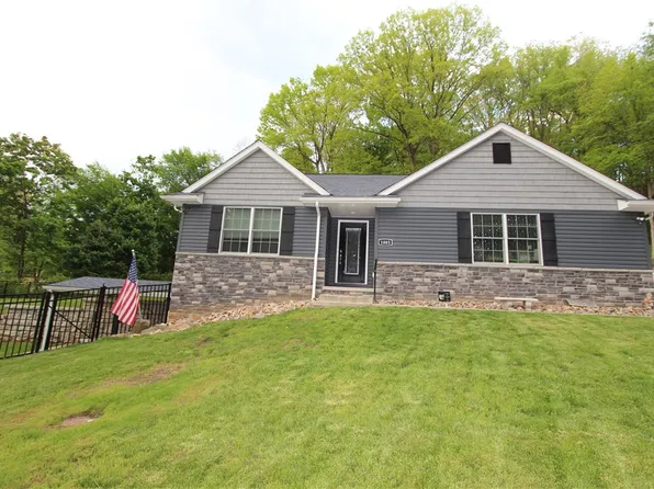 1003 Laurel Hill Dr, Homestead, PA 15120
