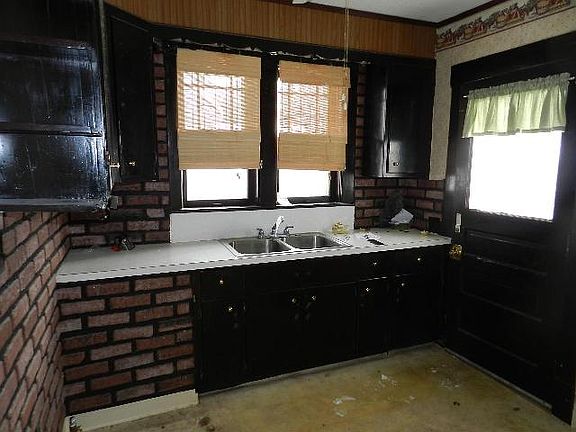 4th image of 339 Cambridge Ave