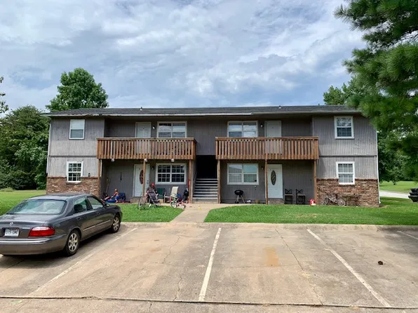 1600 Juniper Cir #B, Springdale, AR 72764