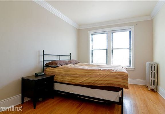 5th image of 2314 W Shakespeare Ave #3