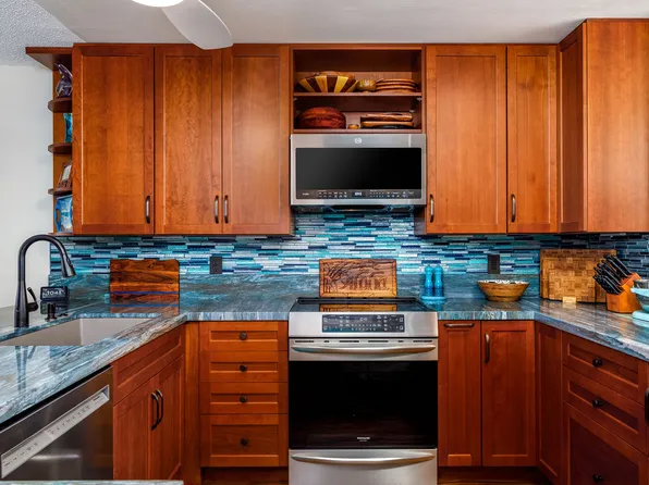 78-6800 Alii Dr #3204, Kailua Kona, HI 96740