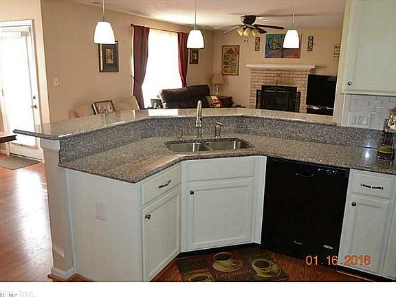 4th image of 813 Ringfield Ct