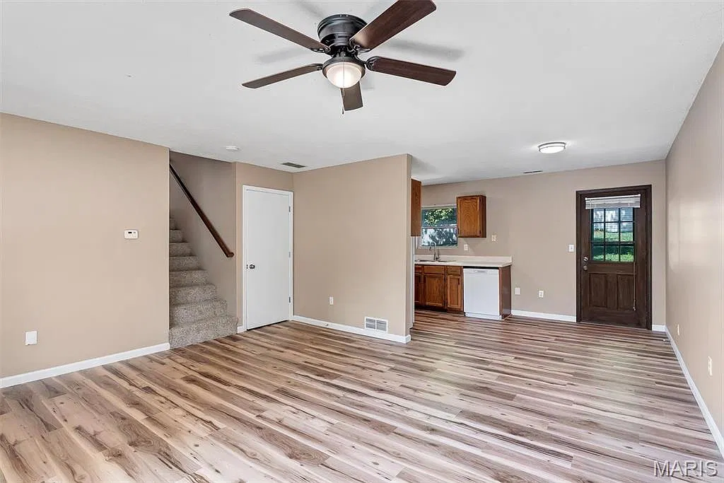 3 bed, 1300 sqft, $1,795 — Photo 3