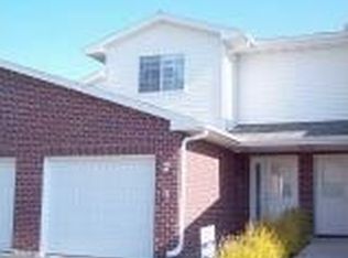 1915 Riverside Dr UNIT G, Suamico, WI 54313