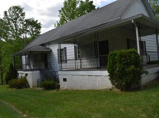 4141 Okey L Patteson Rd, Scarbro, WV 25917