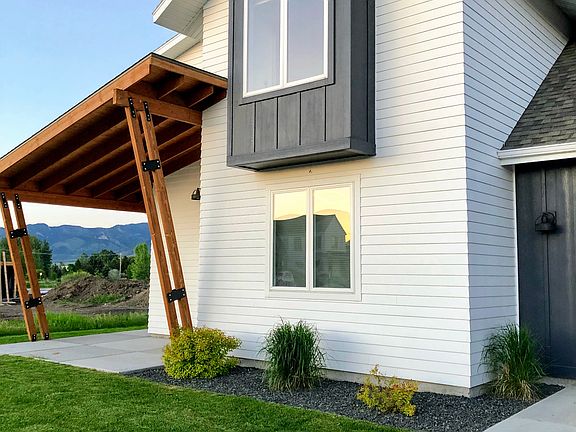 Master & Upstairs Bedroom