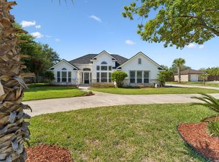 1611 Embassy Dr, Pleasanton, TX 78064