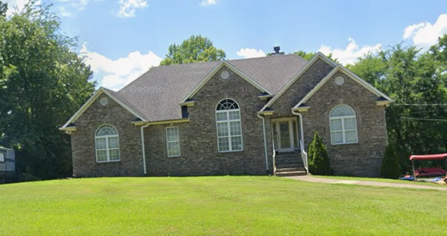 3 bed, 1790 sqft, $2,000 — Photo 2