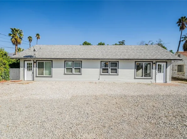 1340 Turquoise Ave, Mentone, CA 92359