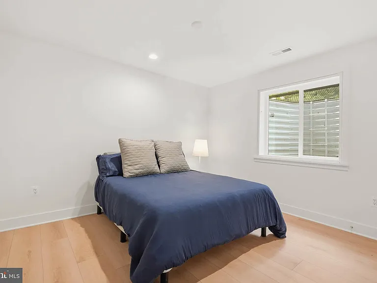 1392 Baltimore Annapolis Blvd — Photo 30