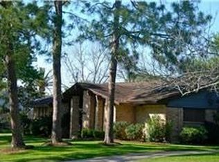 18623 Barbuda Ln, Houston, TX 77058