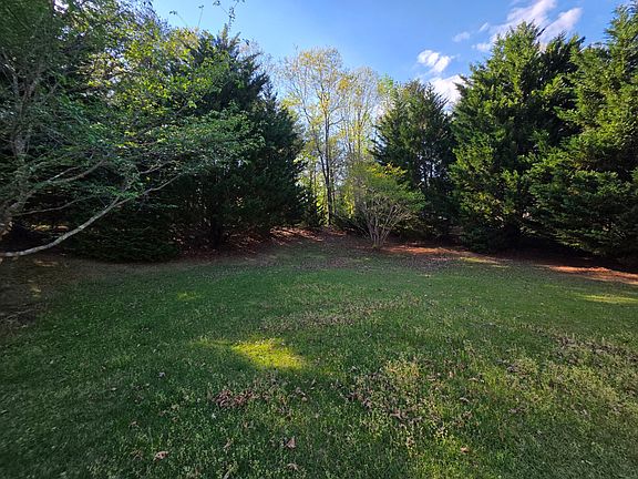 3rd image of 113 Skilton Dr