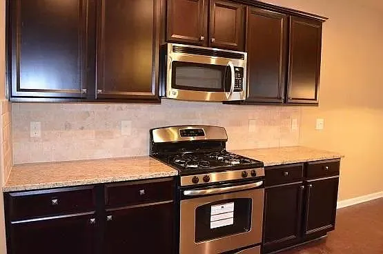 5895 Falls Landing Dr — Photo 4