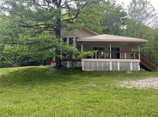 15415 Canfield Rd, West Fork, AR 72774