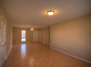 3290 Fairmeadow Dr, Horn Lake, MS 38637