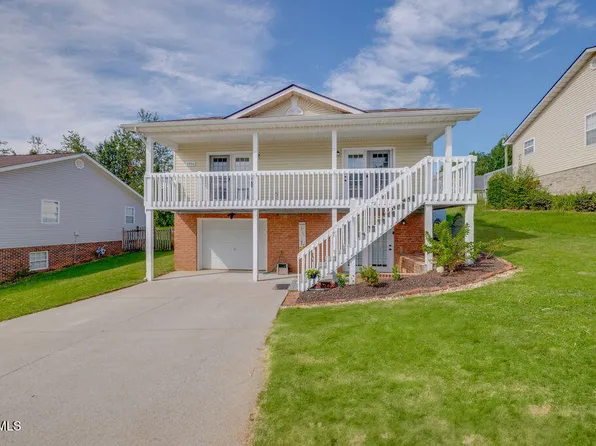 1016 Justus Dr, Johnson City, TN 37604