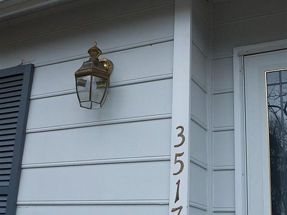 2nd image of 3517 Marquis Dr