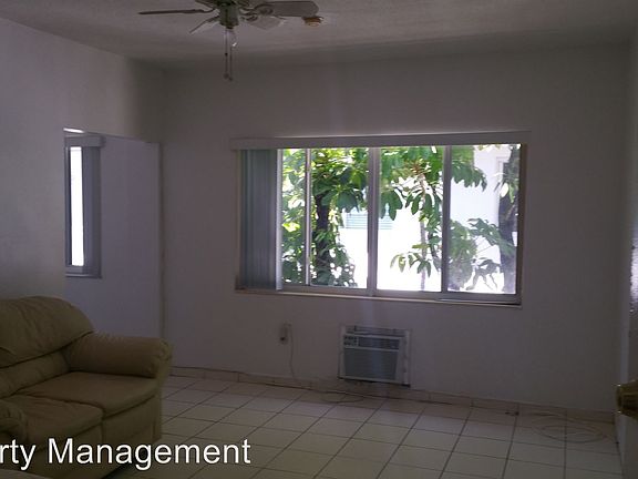 2nd image of 965 Biarritz Dr APT 11