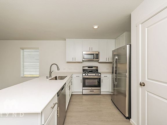 5th image of 2704 Mistwood Dr