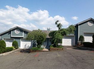 56 Skyview Ter #5C, Clifton, NJ 07013