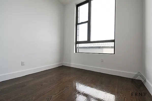 Rented by ERNY LLC | media 5