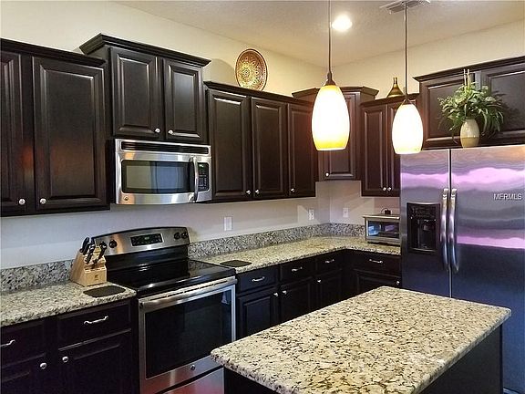 4th image of 12519 Cricklewood Dr
