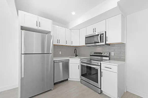 Rented by Nolita Group | media 19