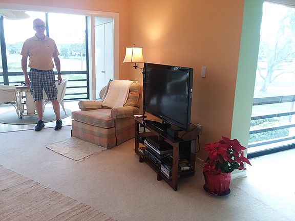 4th image of 3542 Richwood Link #40