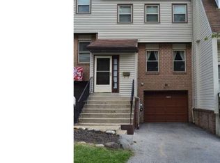 2130 Ash Ln, Lafayette Hill, PA 19444