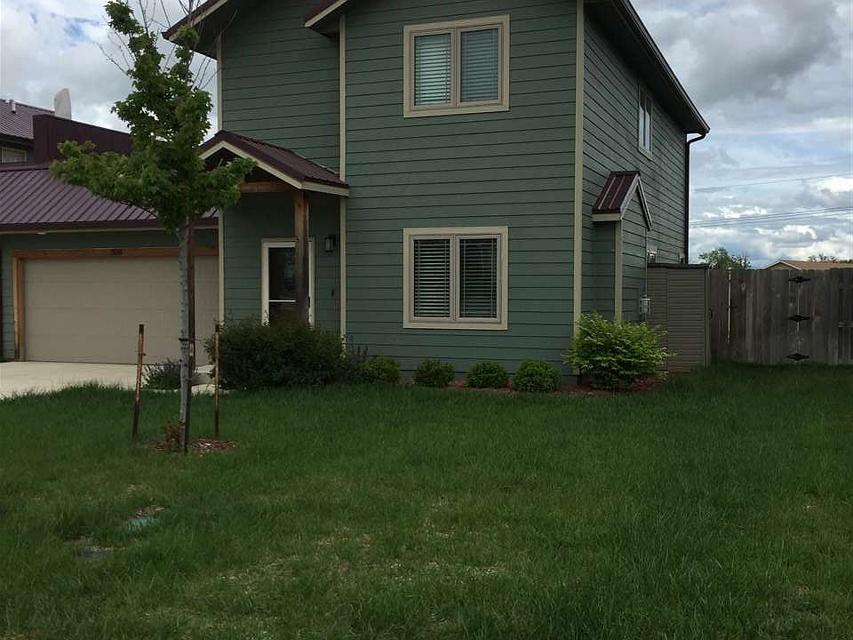 1st image of 308 Highland Grove Dr