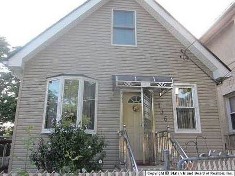1st image of 136 Northfield Ave