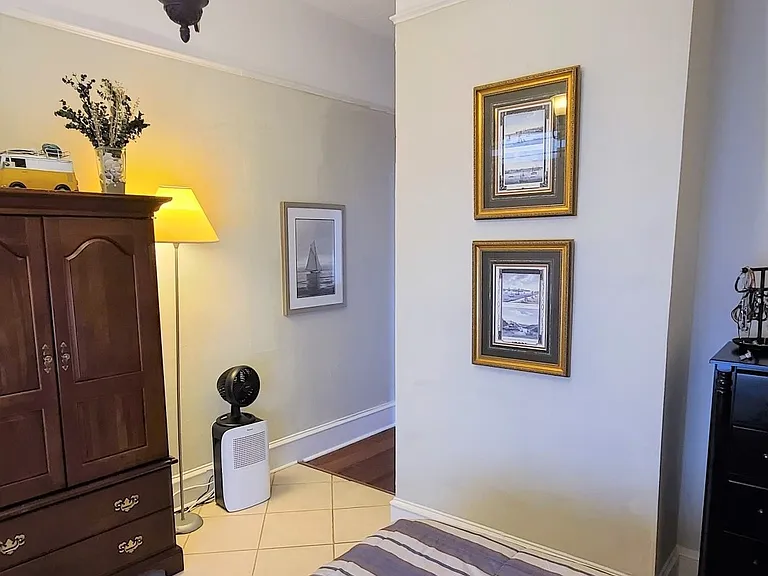 116 N Lewis St — Photo 9