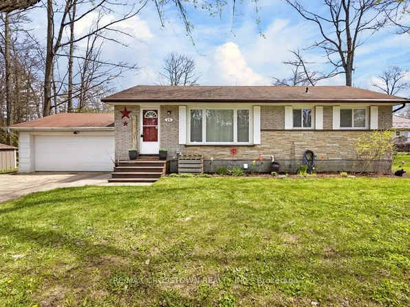 15 Smallman Dr, Wasaga Beach, ON L9Z 1L1