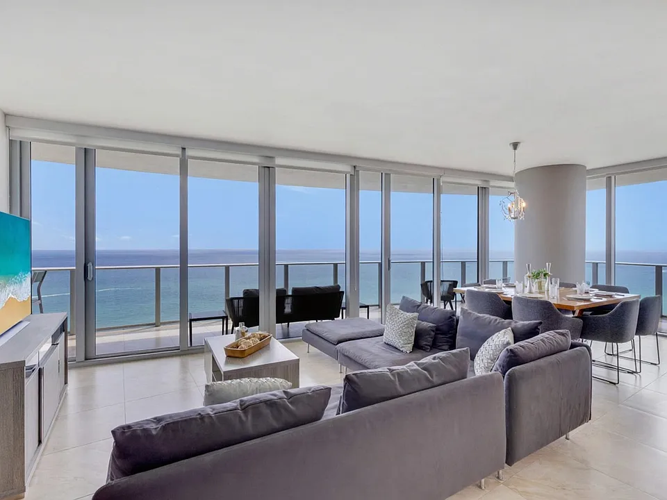 4111 S Ocean Dr #ID1227432P