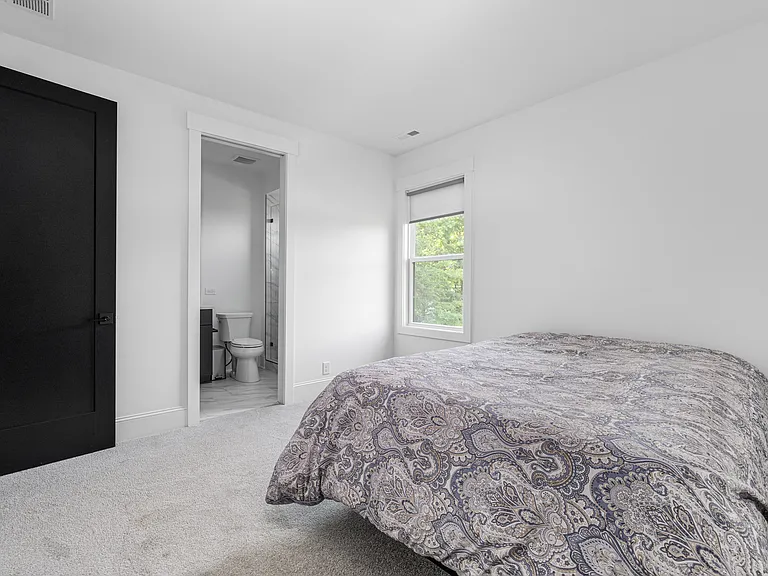 10119 Laurier Ln — Photo 61