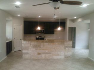 1010 Persimmon Pass, Fischer, TX 78623