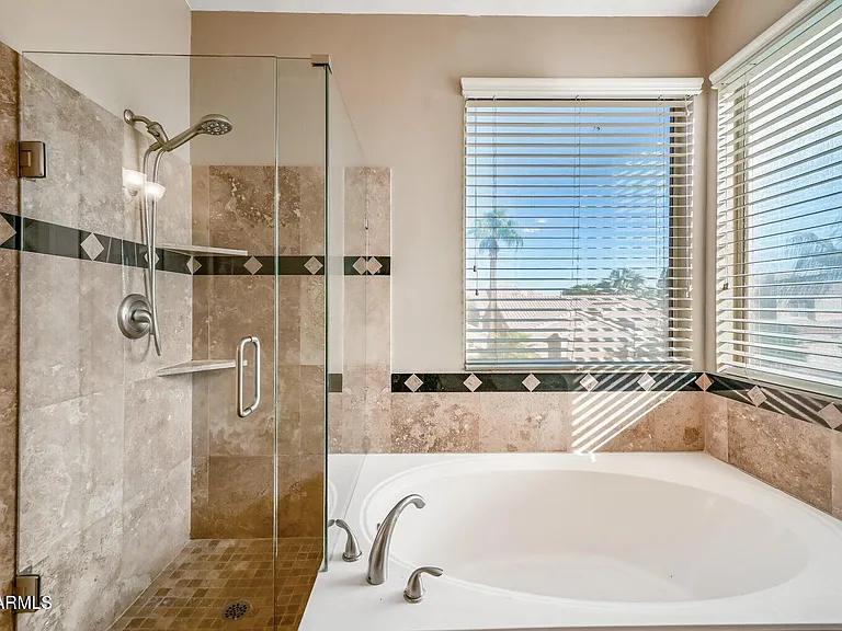 6191 W Shannon St — Photo 32