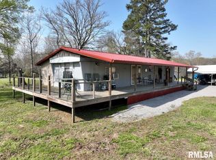 285 Twinz Ln, Vienna, IL 62995