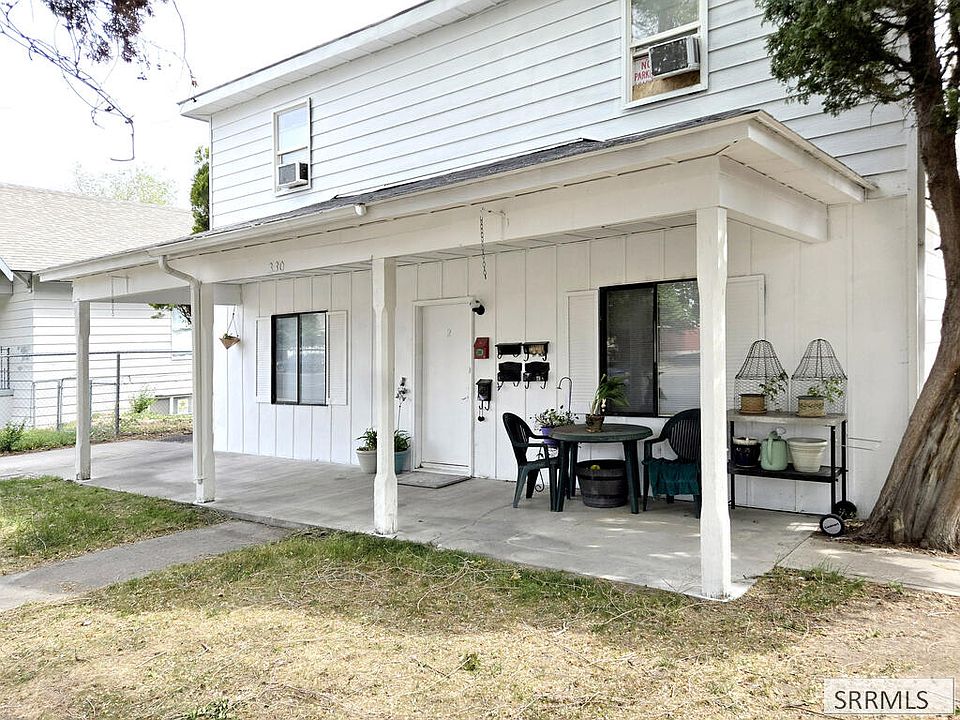 1st image of 330 2nd Ave N