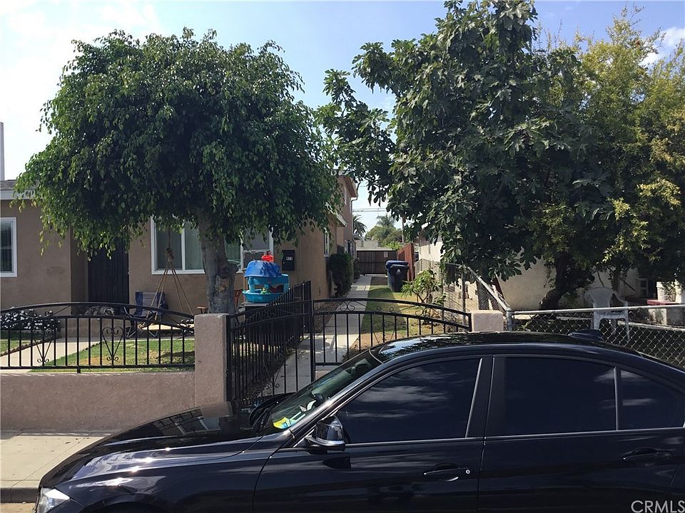 1st image of 923 McDonald Ave #2