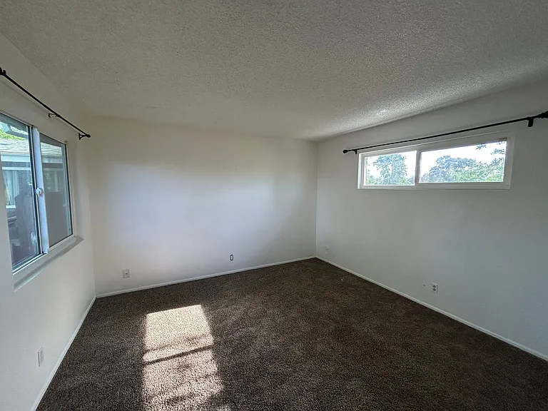 54 Grand Avenue — Photo 26