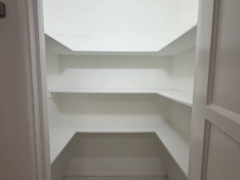 1049 S Orange Grove Ave #1 — Photo 14