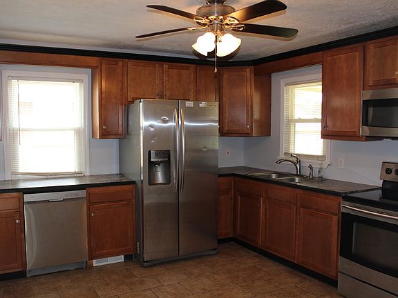 4th image of 11811 Poplarwood Dr