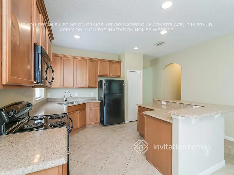 3835 Ryegrass St — Photo 6