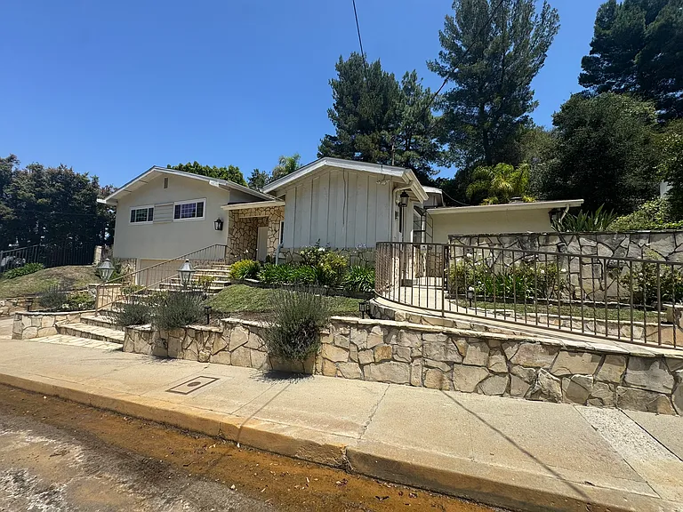 3474 Loadstone Dr — Photo 29