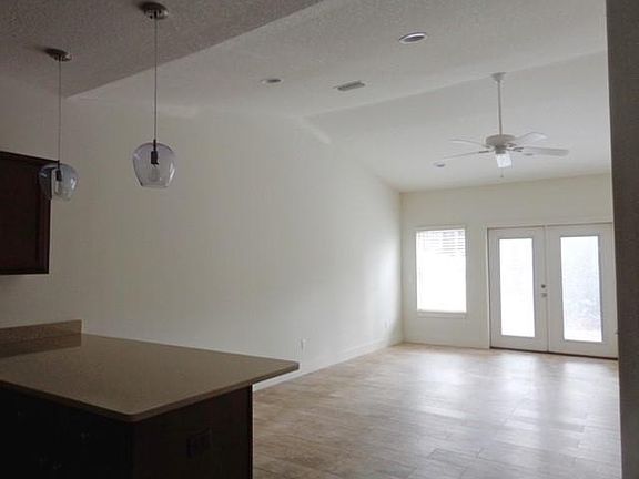 4th image of 97108 Elk Creek Ct
