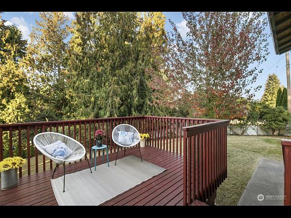 3rd image of 25966 Eagle Ct NW