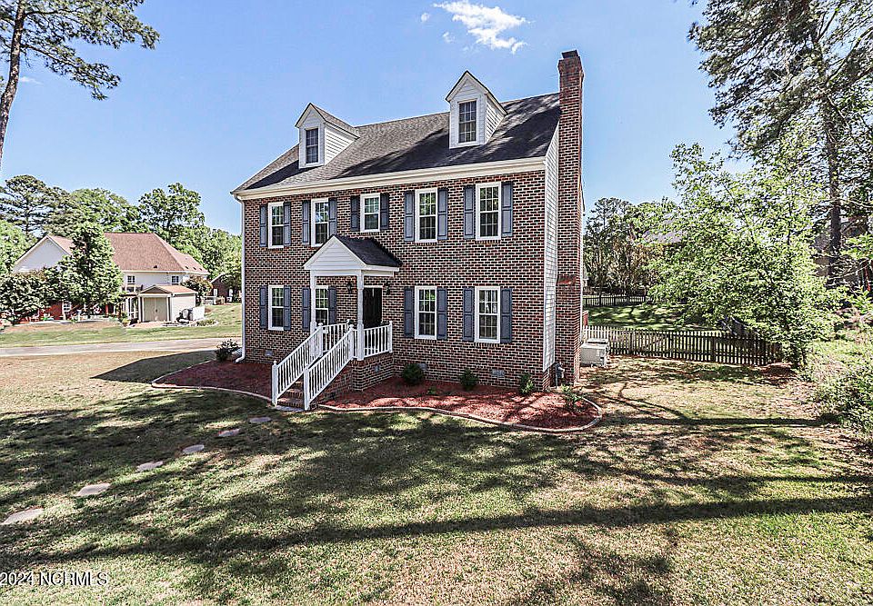 1st image of 1525 Chateau Lane